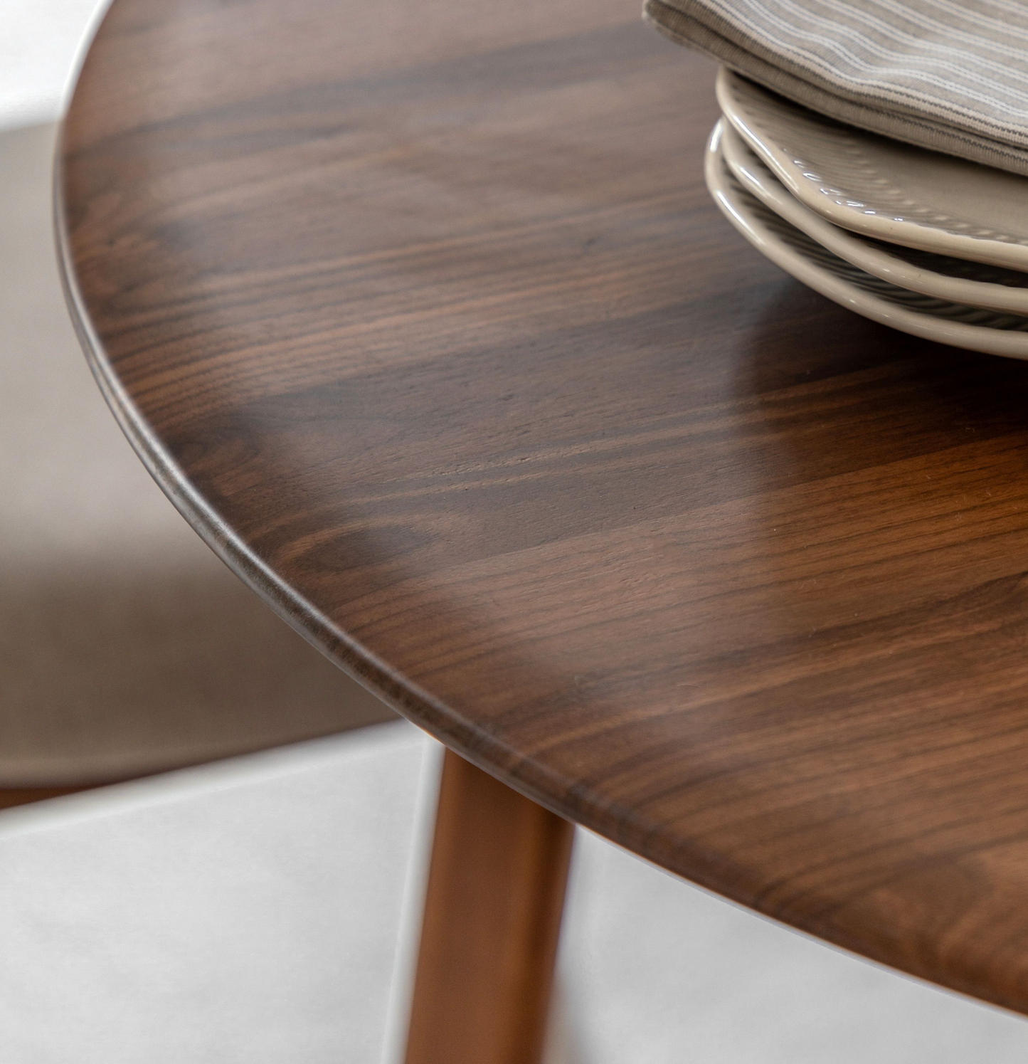 Madrid Round Walnut Dining Table D100
