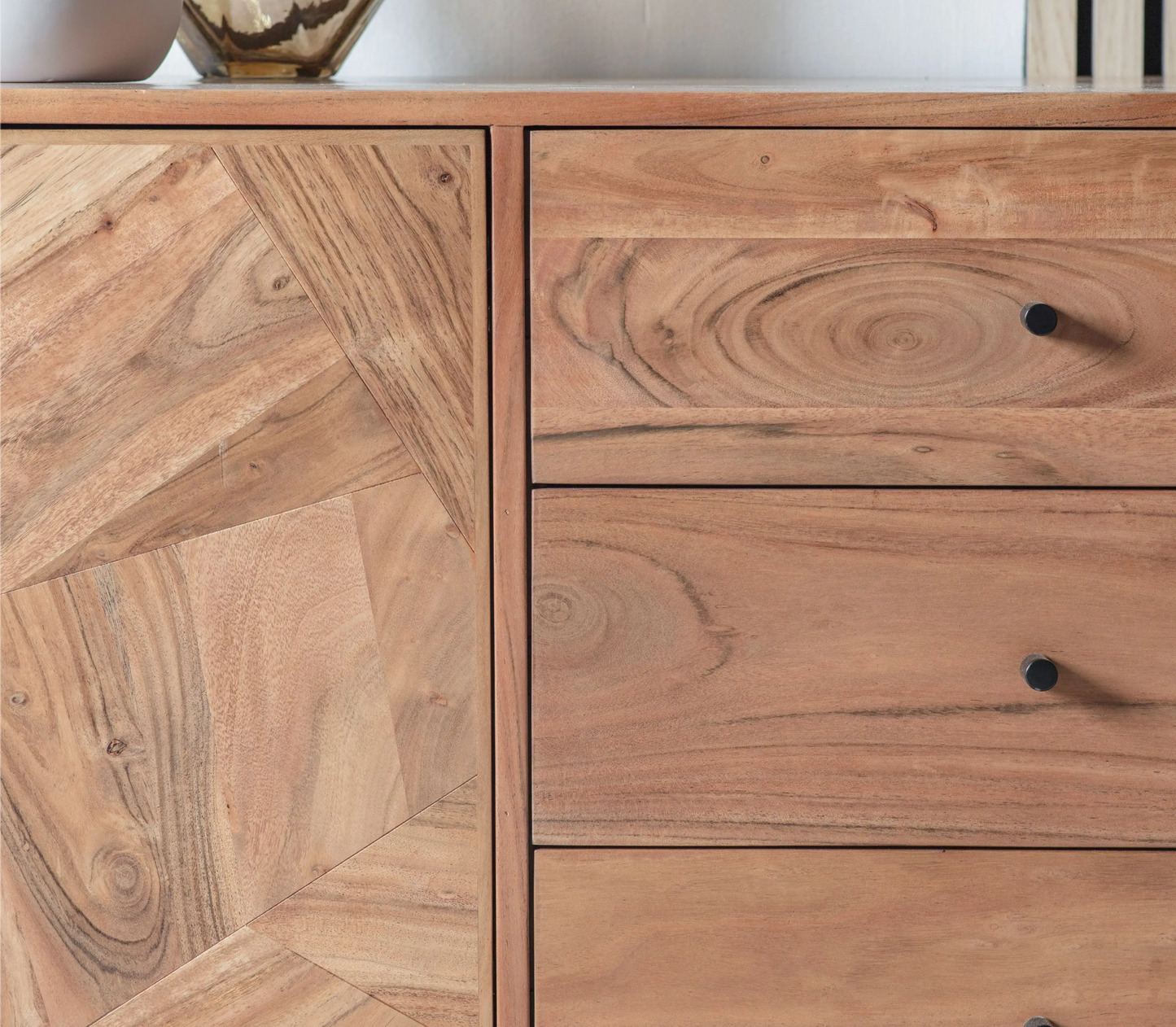 Orla Sideboard (2 Door / 3 Drawer)