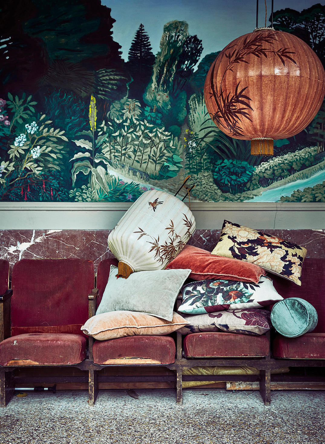 Printed cushion "Tokyo" 35 x 60cm