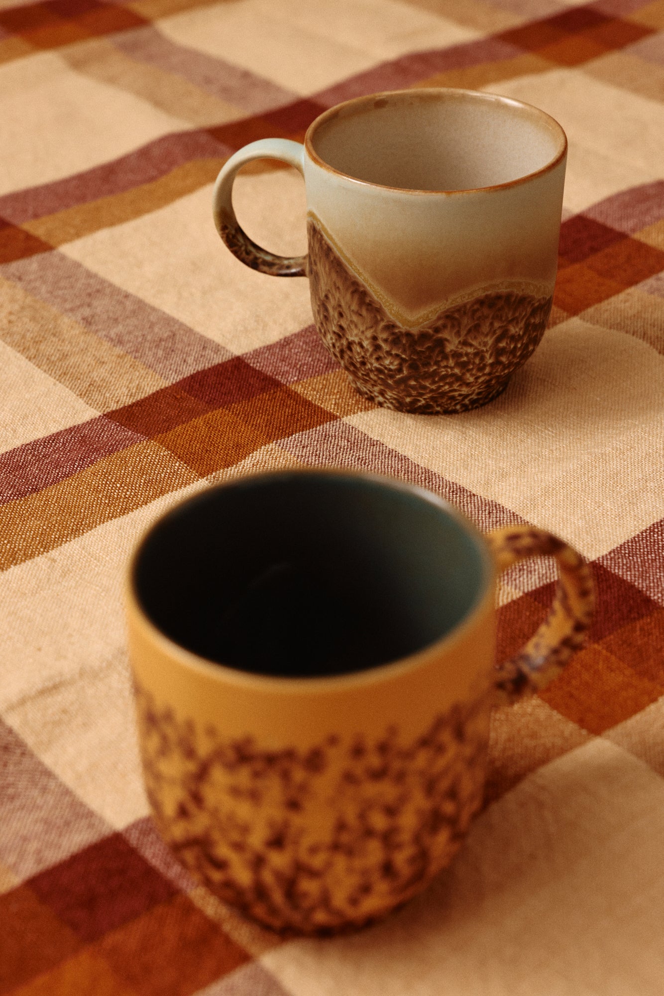 70s ceramics: cafe mug (Shell)