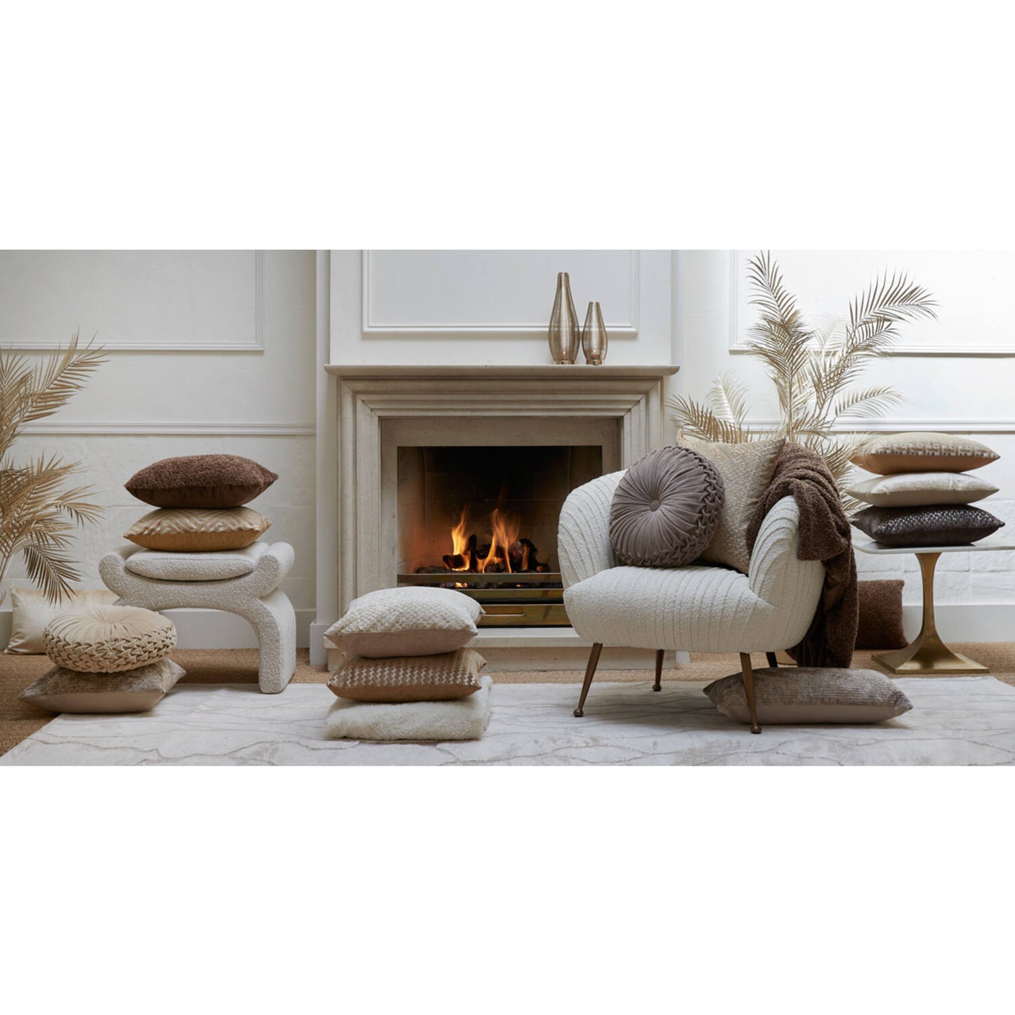 Berand Cushion D40cm (light gold)
