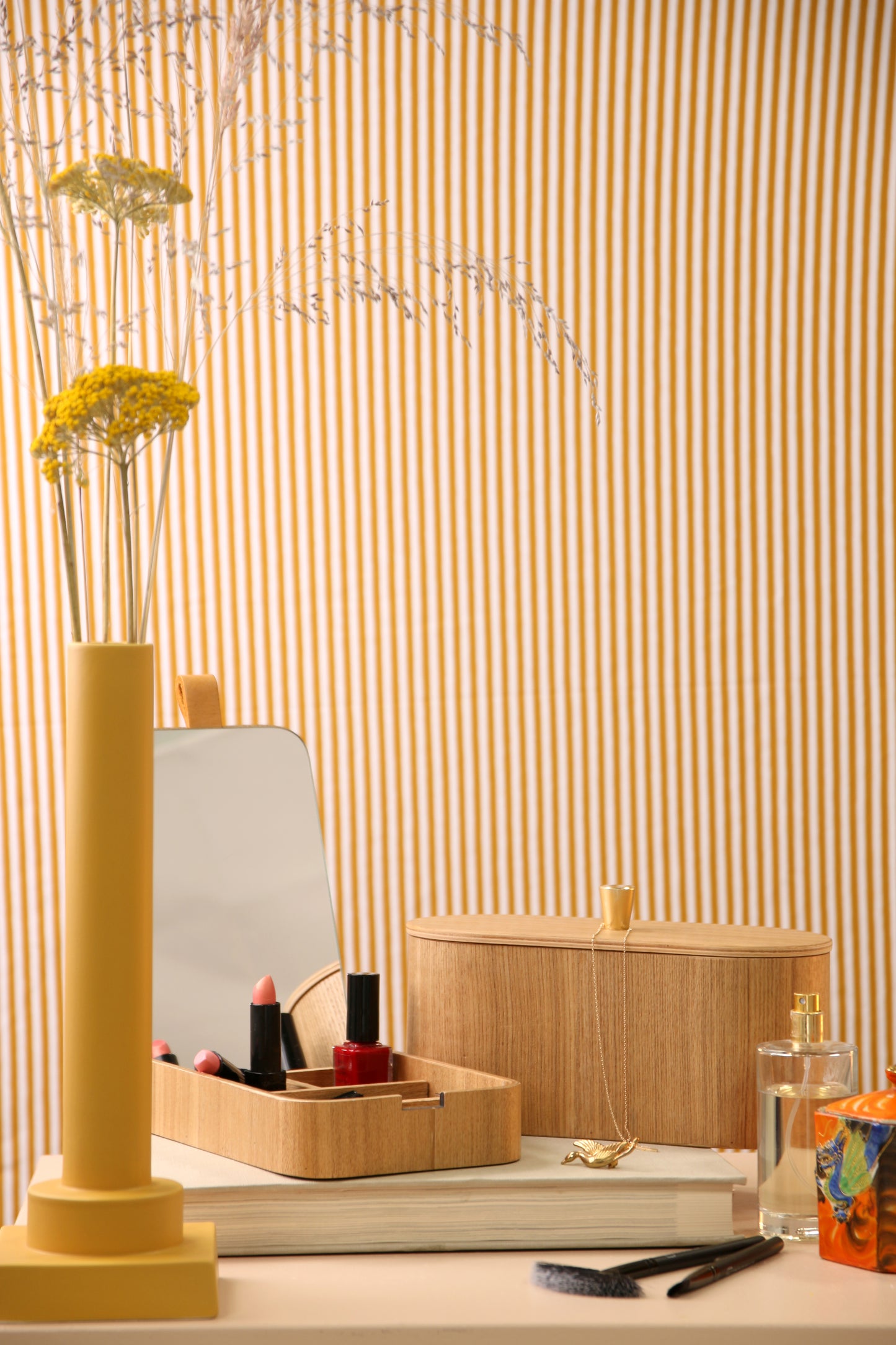 Romina Gris Yellow Column Vase | HKLIVING