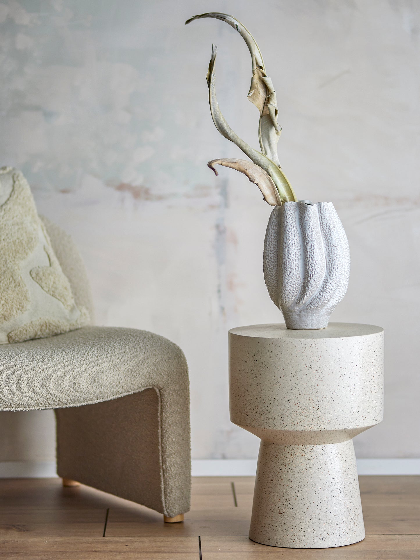 Cove Textured Vase (White)