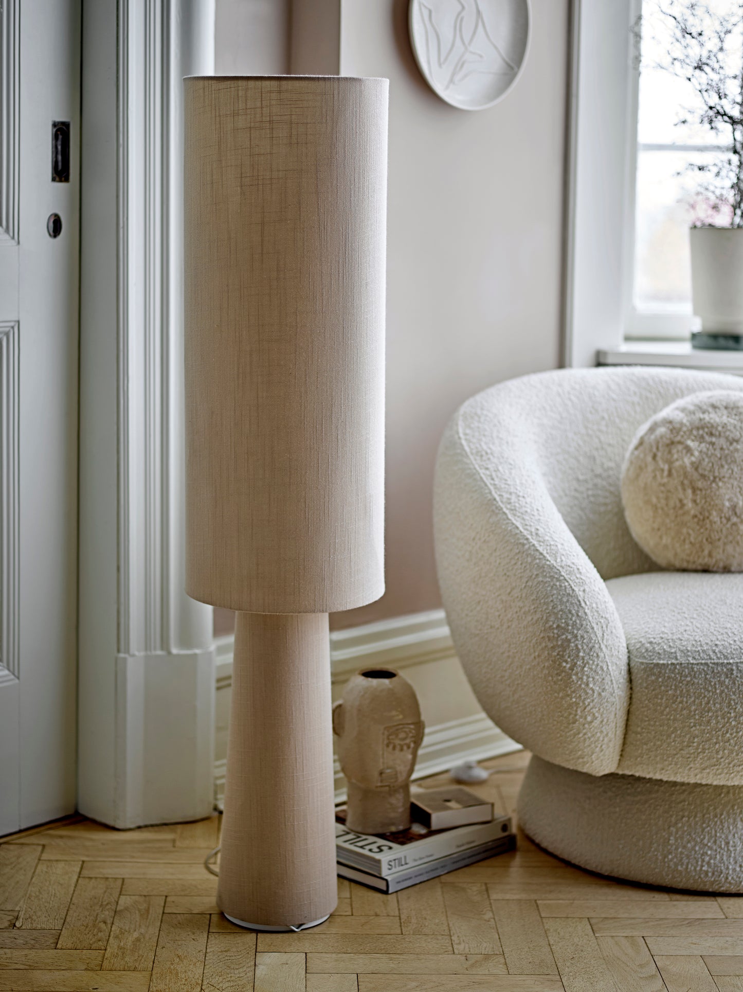 Lizzie Head Sculptural Vase