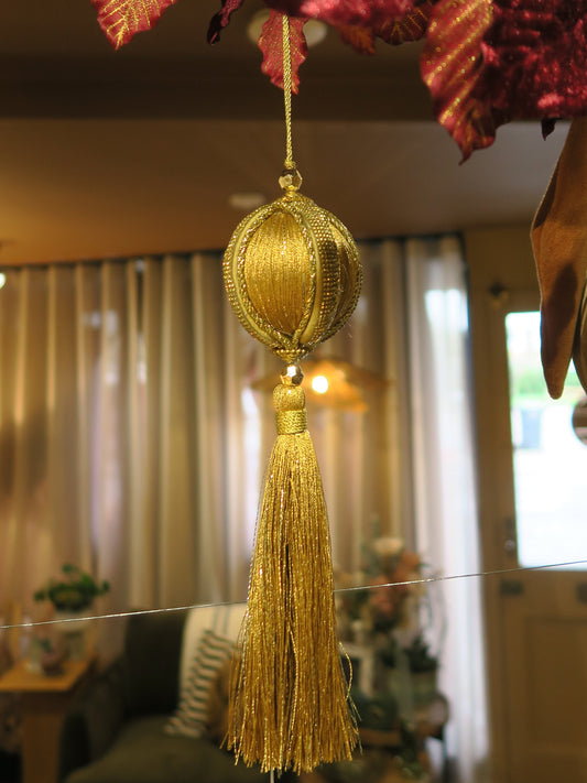 Golden Tassel Bauble H23cm