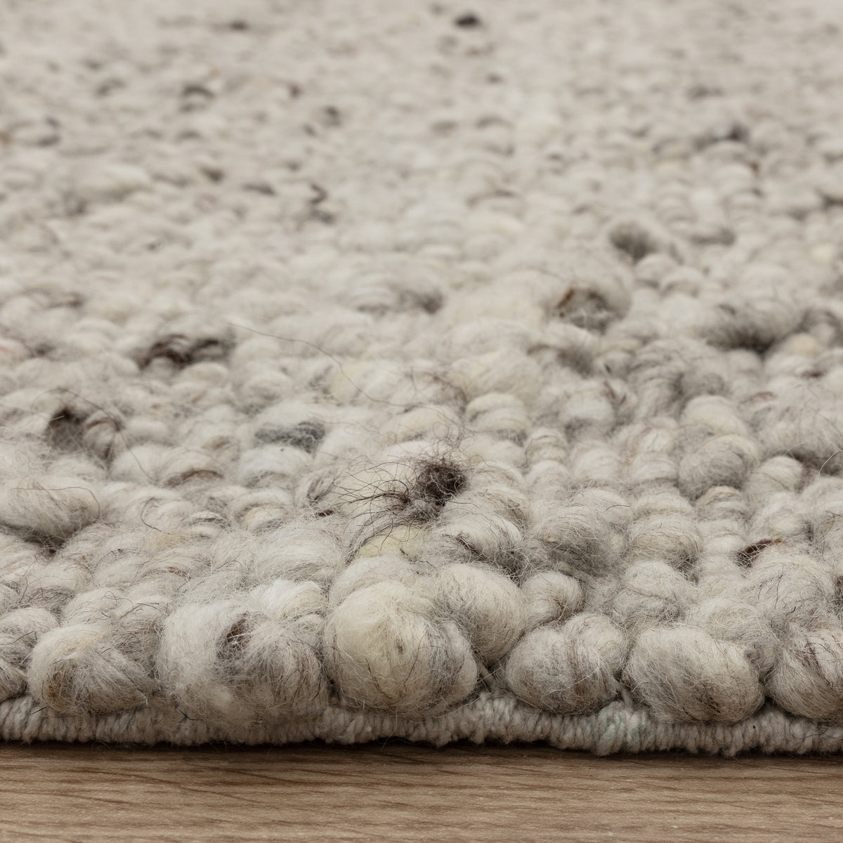 Adler Rug (Silver)