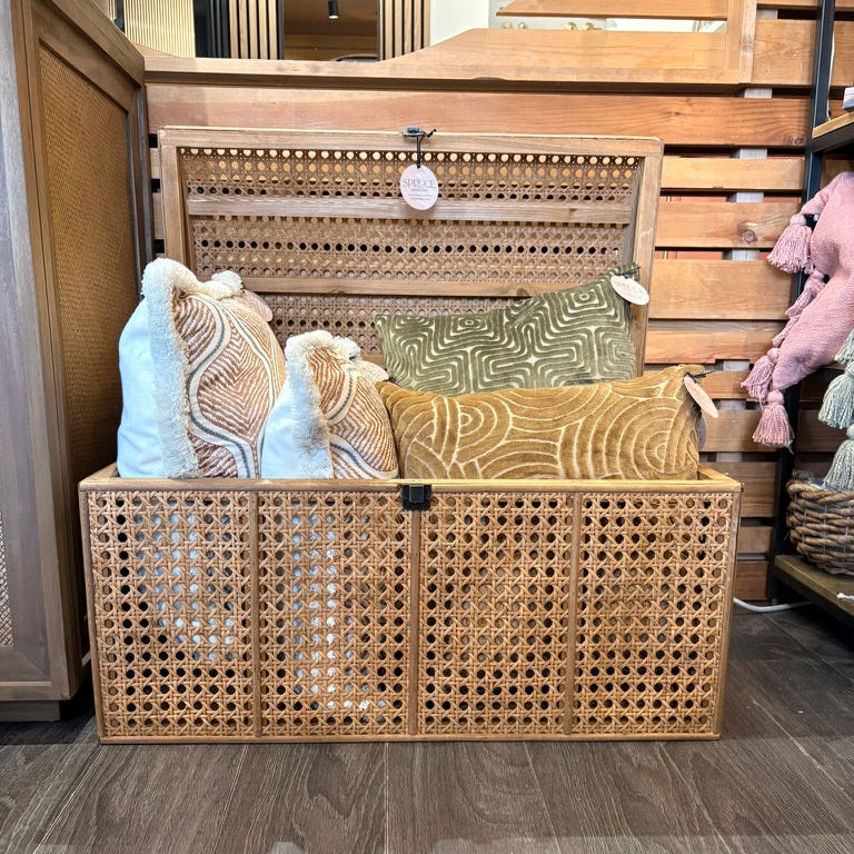 Fine Weave Rattan Dome Trunk