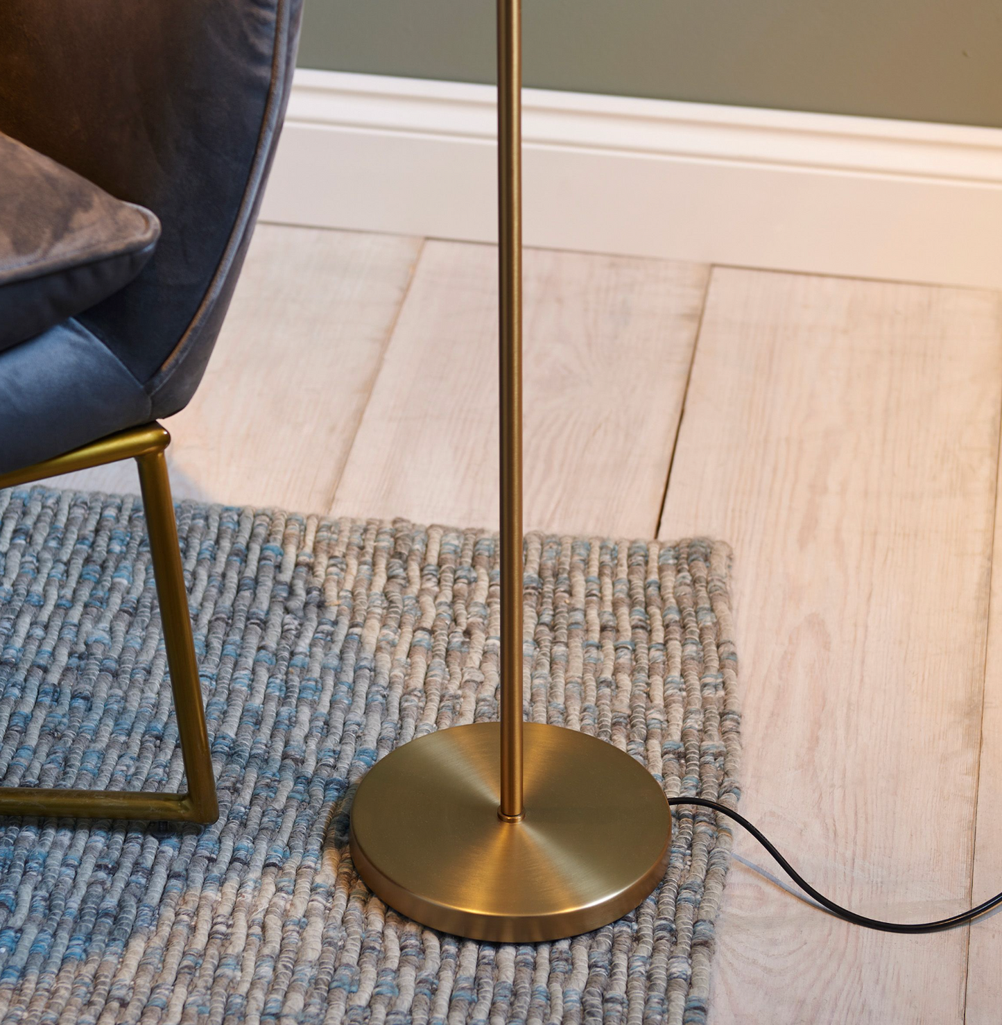 Dedicated Reader Floor Lamp (brass)