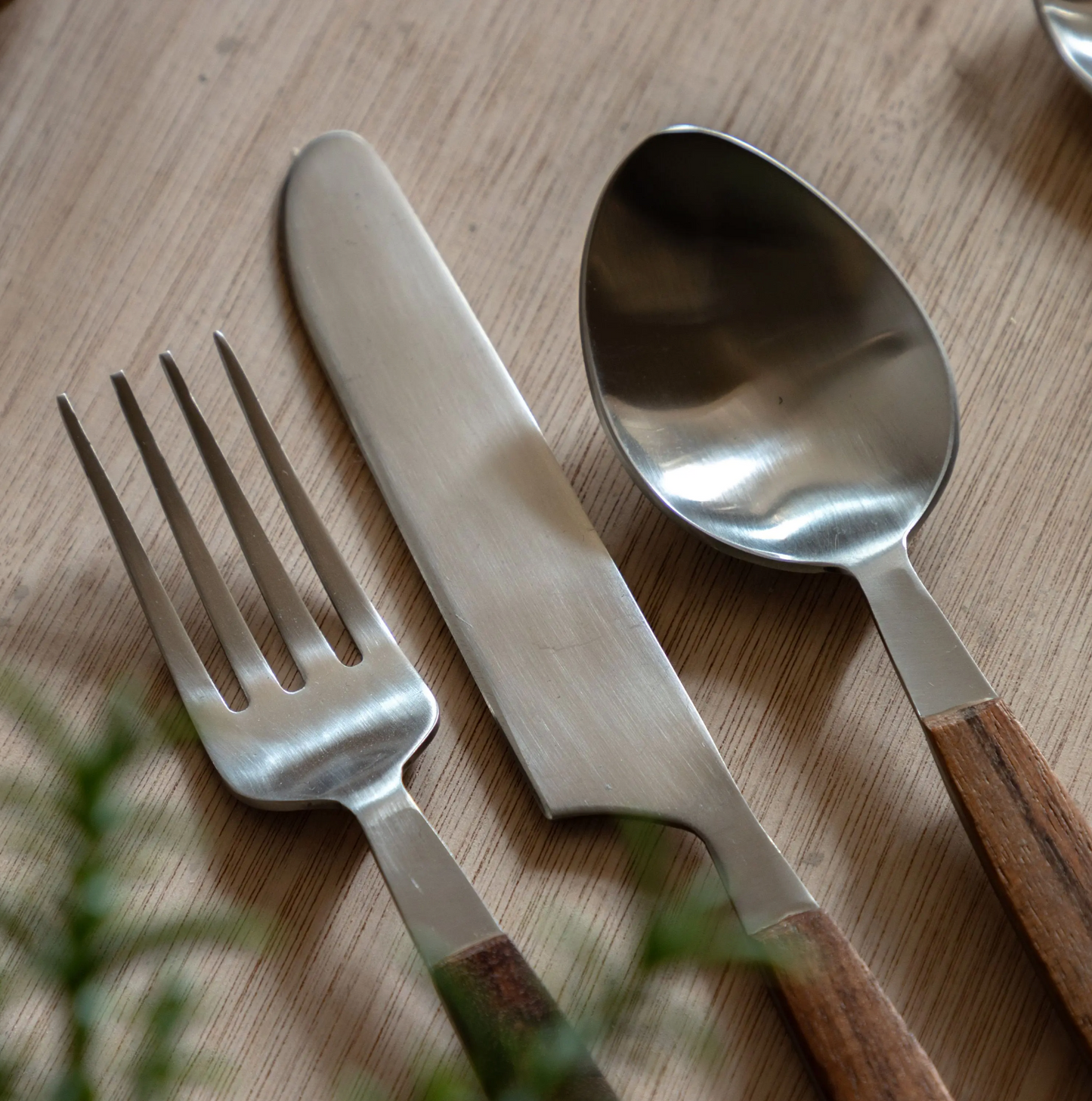 Adra Cutlery Set (16 Piece)