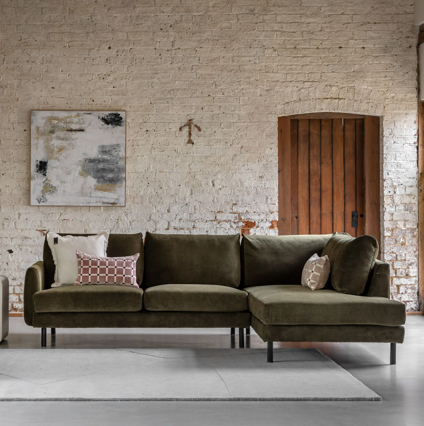 Clerkenwell Chaise Sofa (Verona Seaweed)