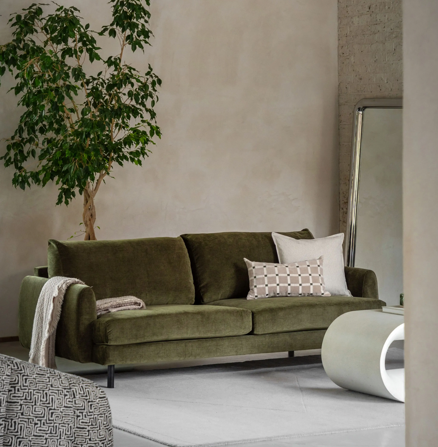 Clerkenwell 4 Seater Sofa (Verona Seaweed) 212cm