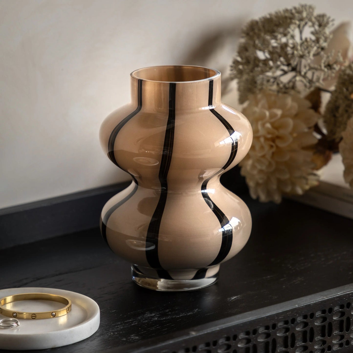 Forma Swirl Glass Vase