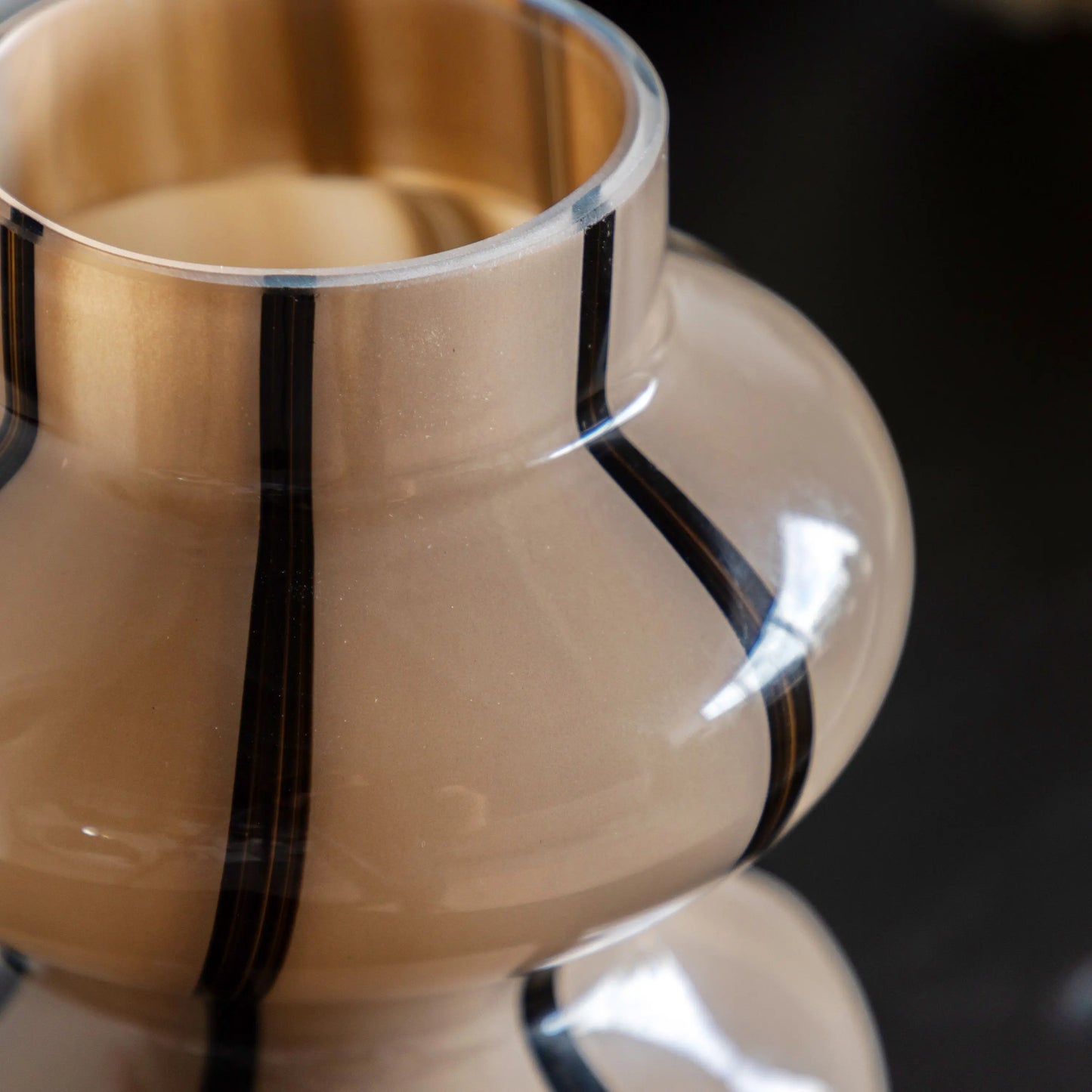 Forma Swirl Glass Vase