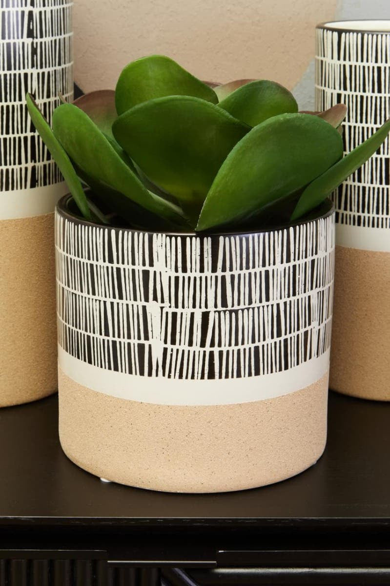 Jada Striped Monochrome Ceramic Planter (D15cm)